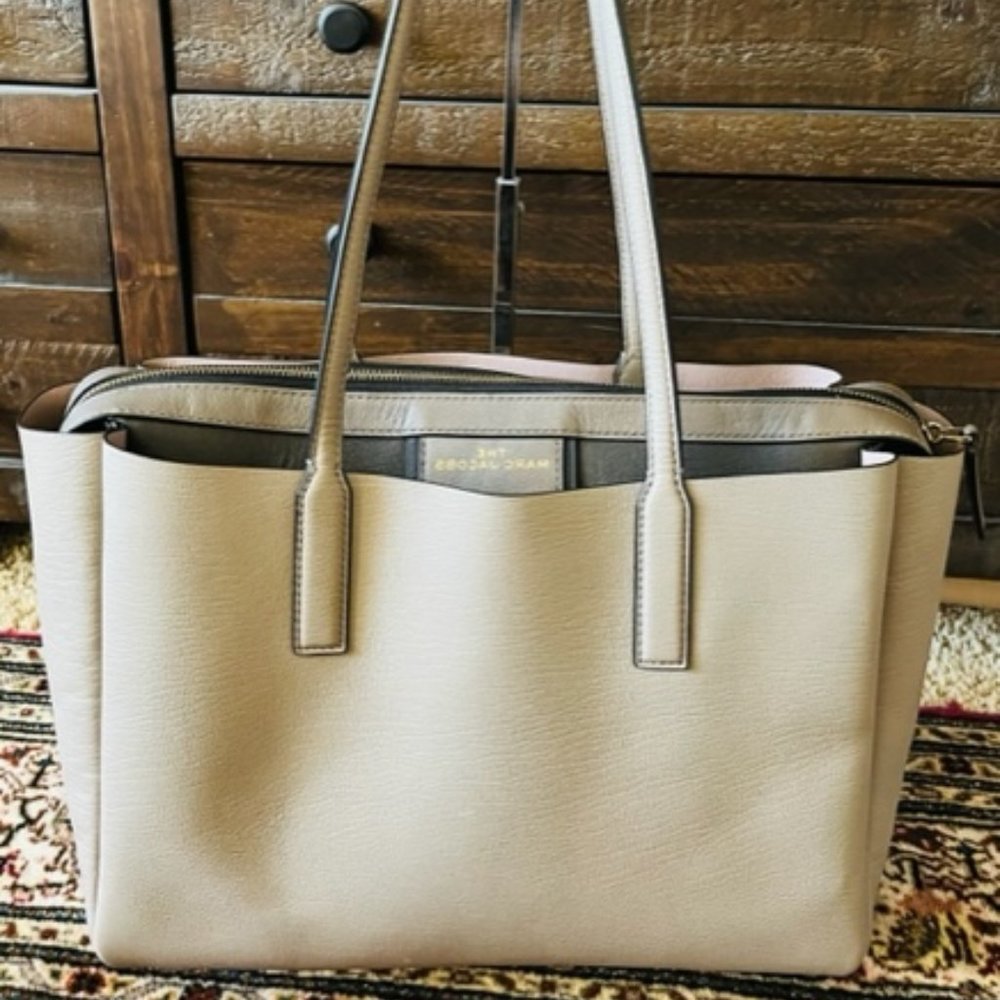 The Marc Jacobs tote bag